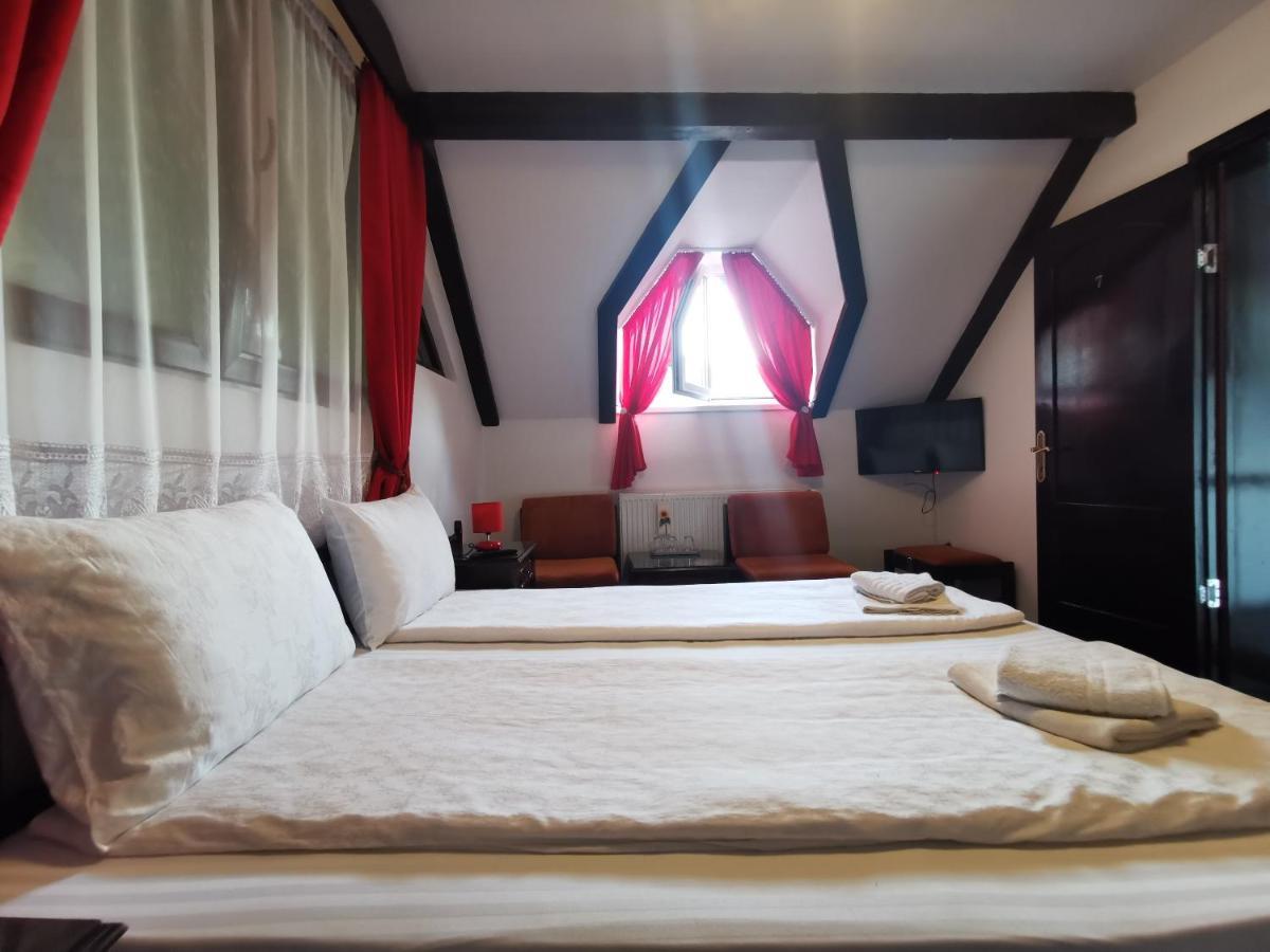 Hotel Casa Cu Cerdac Sighişoara Esterno foto